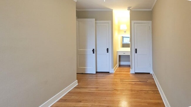 Building Photo - 1220 Marion, Apartment #34