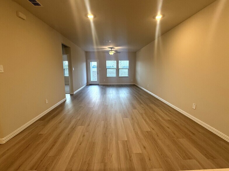 Building Photo - 1126 Old Stead Dr