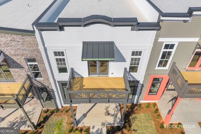 Building Photo - 1038 Homestead Way St