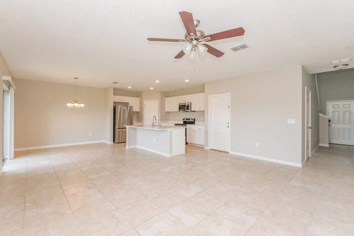Building Photo - 6523 Trent Creek Dr