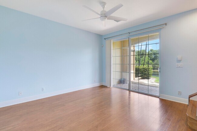 Building Photo - 4581 Artesa Way S