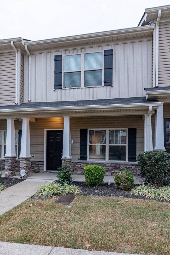 Building Photo - Available Now! Wonderfull Location! 2/2.5 Townhome w/ Upgrades.