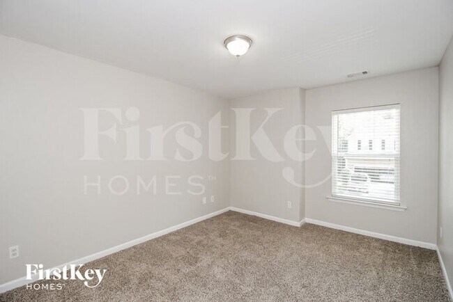Building Photo - 219 Brookhaven Ct