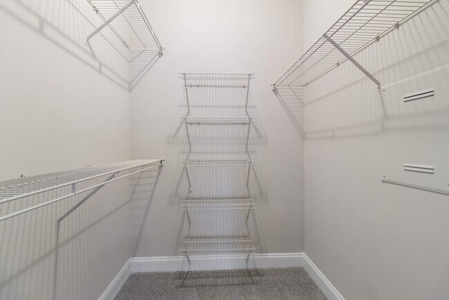 Building Photo - 590 James Maxwell Rd