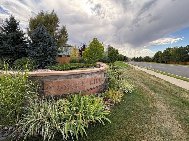 Building Photo - 222 Saxony Rd