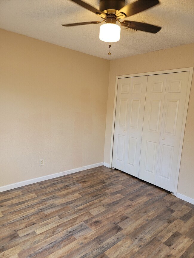 Building Photo - 6707 Loch Bruceray Dr