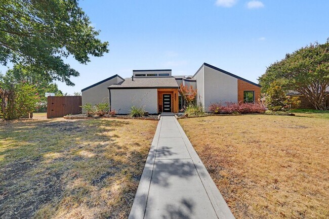 Building Photo - 4001 Bullock Dr