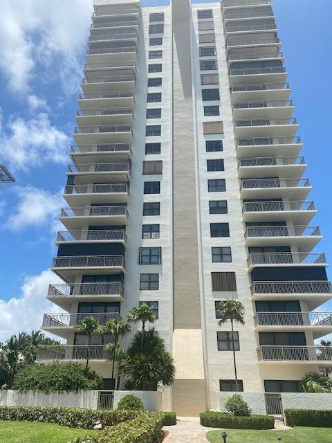 Building Photo - 3400 N Ocean Dr