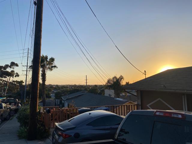 Building Photo - 2319 Ridgeway Dr