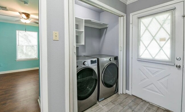 Building Photo - 11122 Sunturf Ln