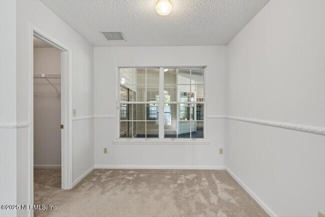Building Photo - 4851 Jaybird Cir N