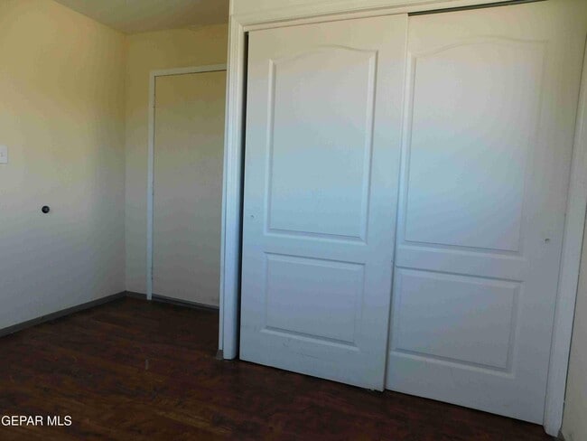 Building Photo - 7625 Hacienda Ave