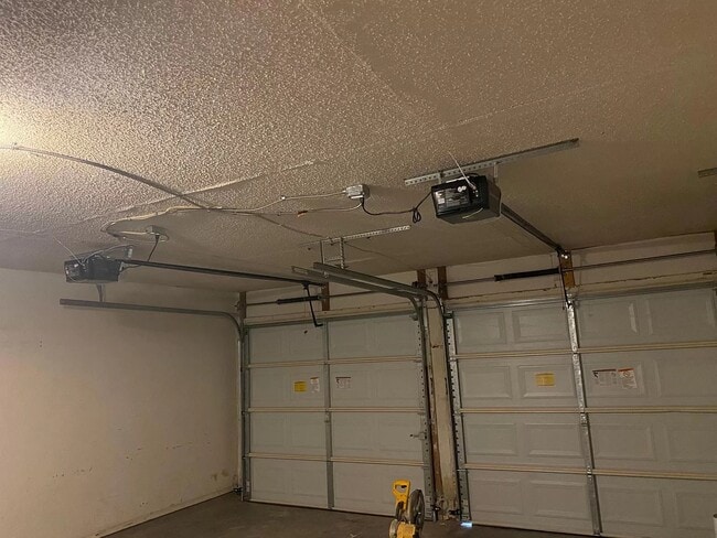 Building Photo - 10801 Havenrock Dr