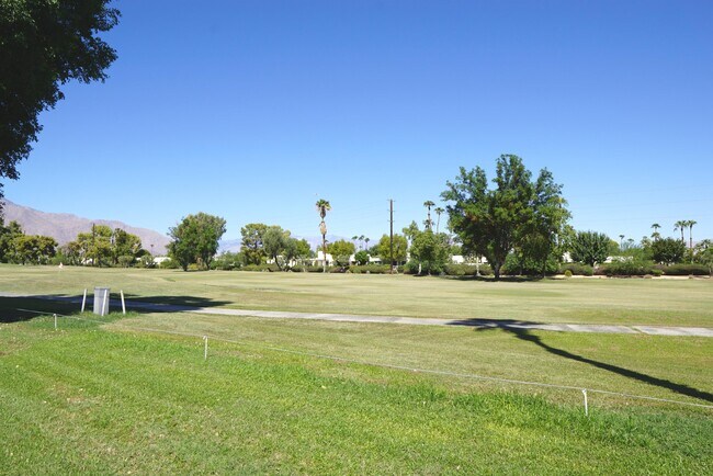 Building Photo - 6087 Montecito Cir