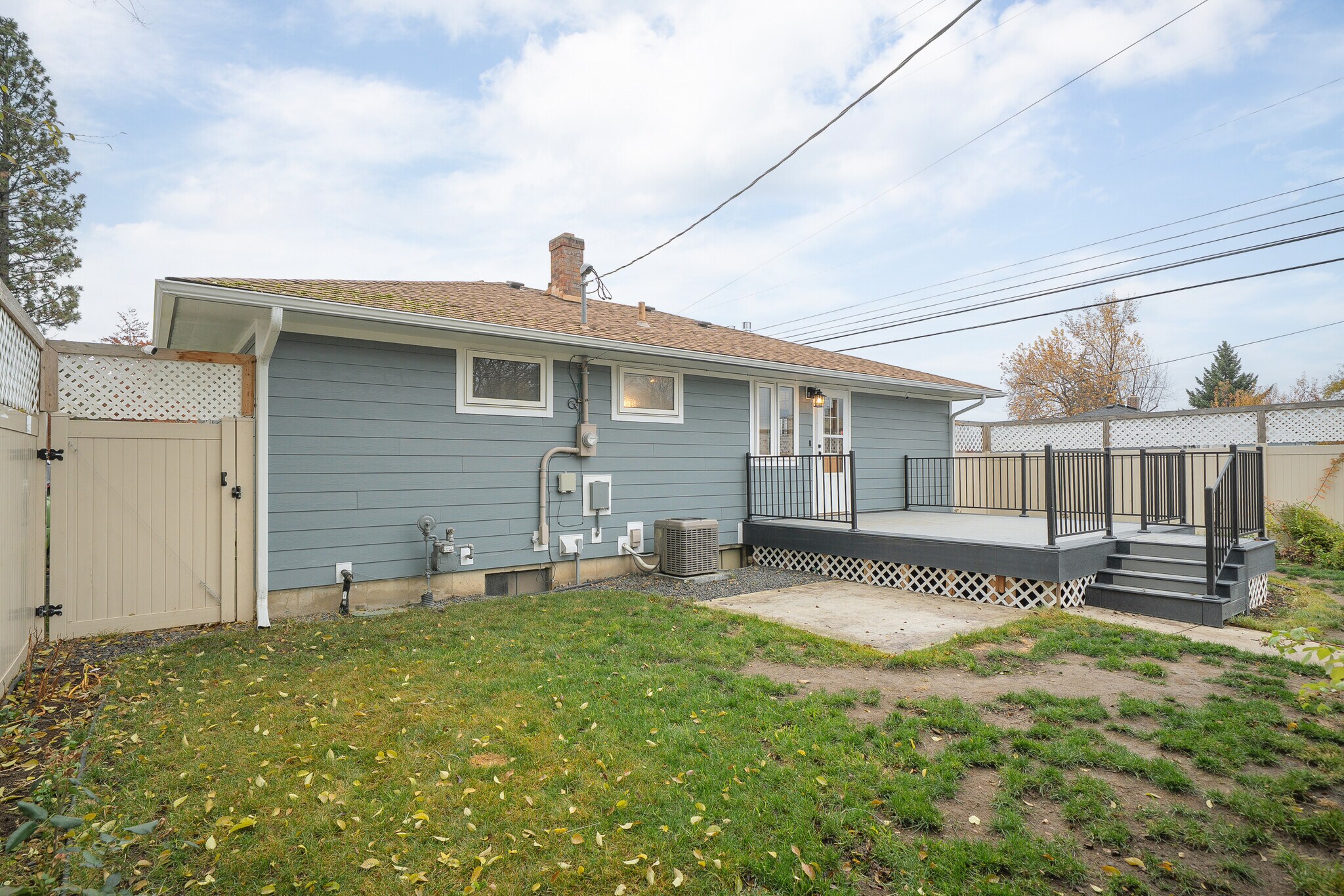 Building Photo - 6028 N Lincoln St