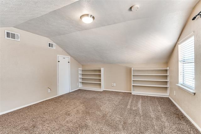 Building Photo - 1021 Auburn Dr