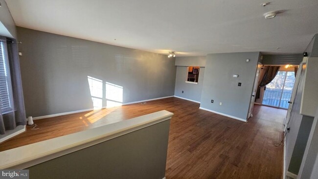 Building Photo - 6565 Ronald Rd