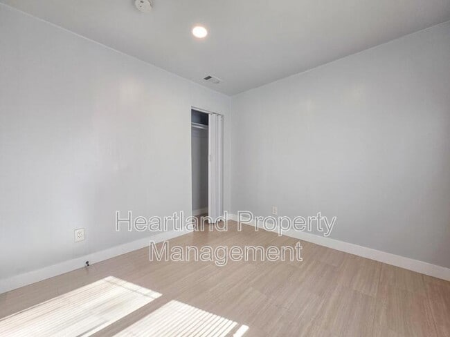 Building Photo - 572 El Cajon Blvd