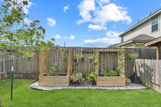 Building Photo - 3554 Paganini Pl
