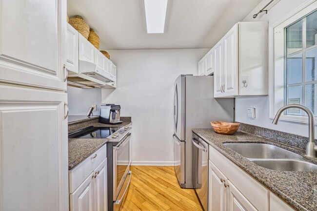 Building Photo - 92-1037 Lalahi St 13-104