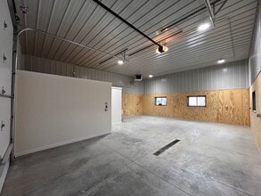 Building Photo - Commercial Shop Space for Lease