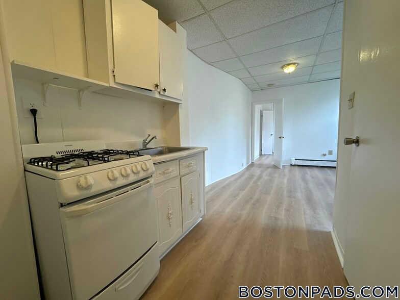 Building Photo - 44A Joy St