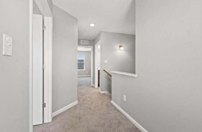 Building Photo - 301 Krauss Dr