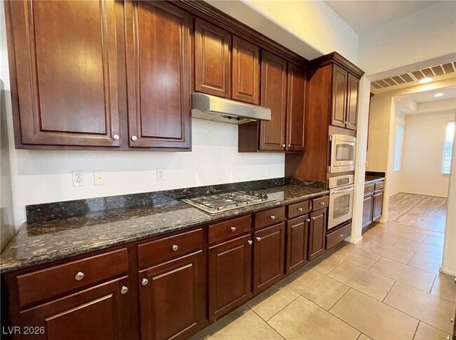 Building Photo - 1829 Cape Cod Landing Dr