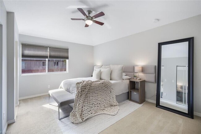 Building Photo - 10004 Ravello Blvd