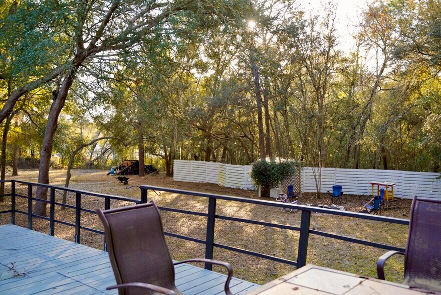 Building Photo - 29205 Saddle Oaks Ln