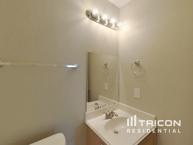 Building Photo - 9760 Stoney Bridge Rd