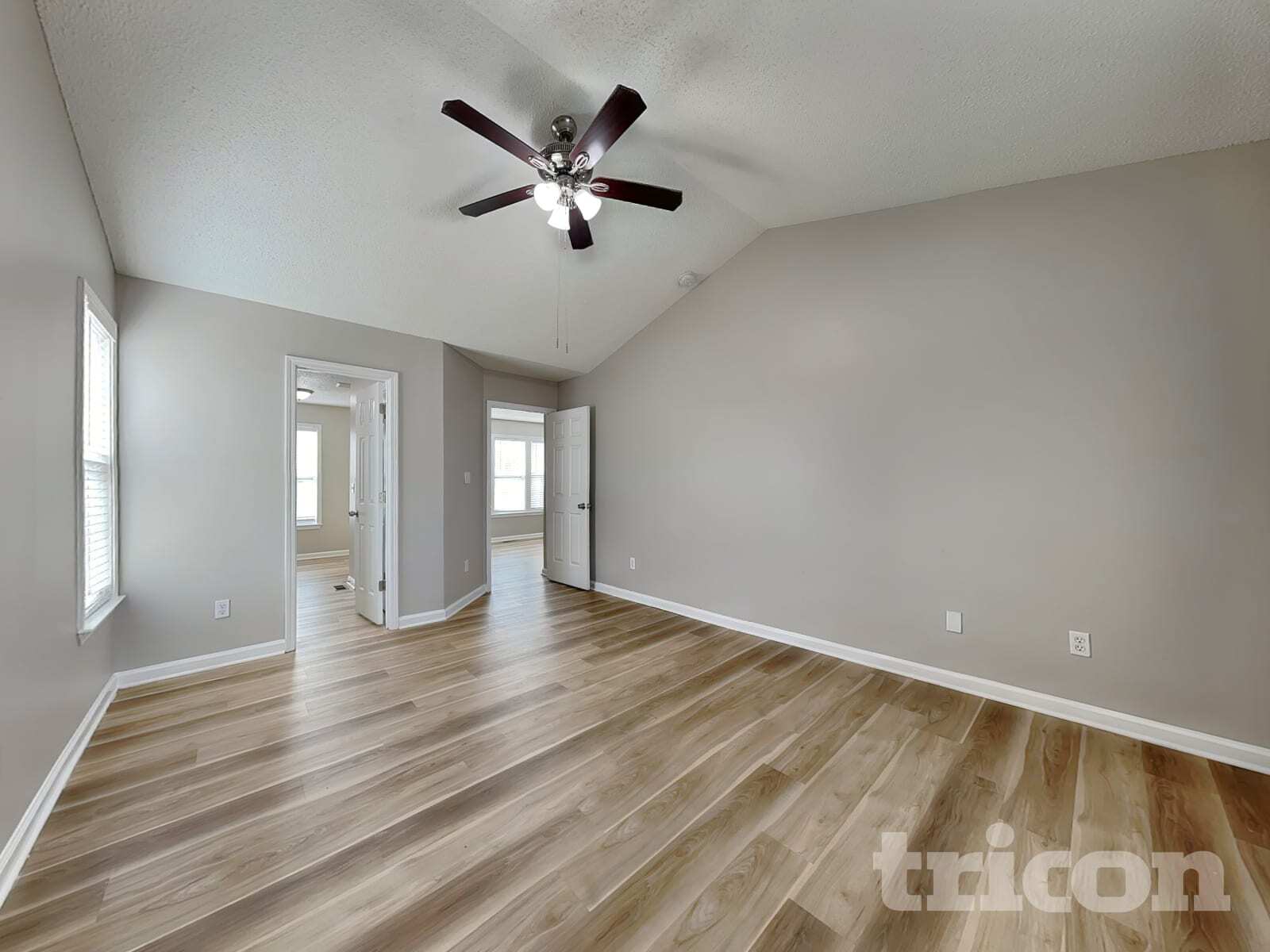 Building Photo - 121 Quiet Refuge Ln