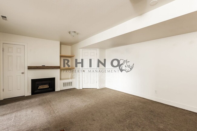 Building Photo - 1767 Willowbrook Dr