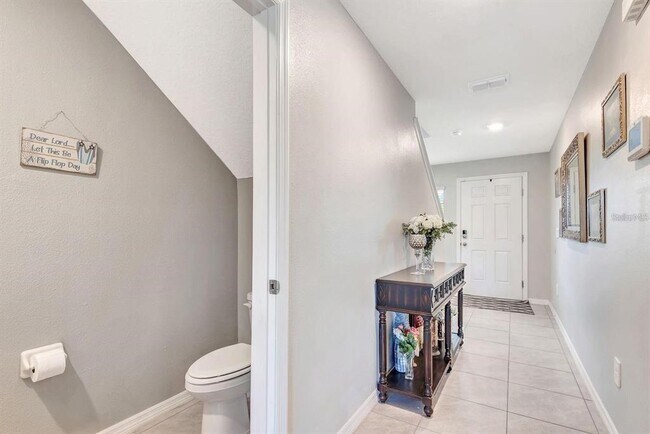 Building Photo - 2942 Rock Sound St