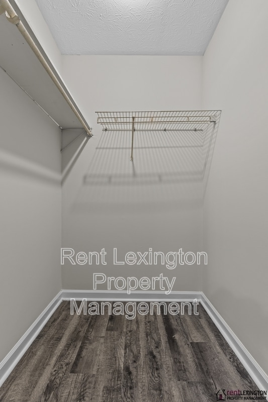 Building Photo - 3424 Promenade Dr