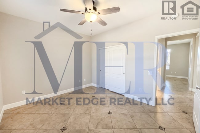 Building Photo - 2Bed/2Bath House in North Surprise! $199 MOVE-IN SPECIAL! Ready for Immediate Move-In!