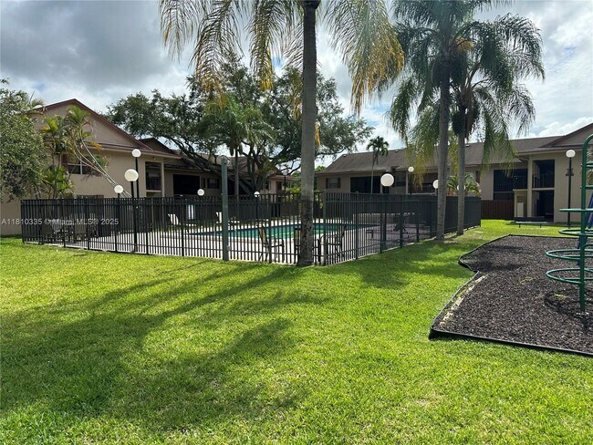 Building Photo - 11245 SW 88th St
