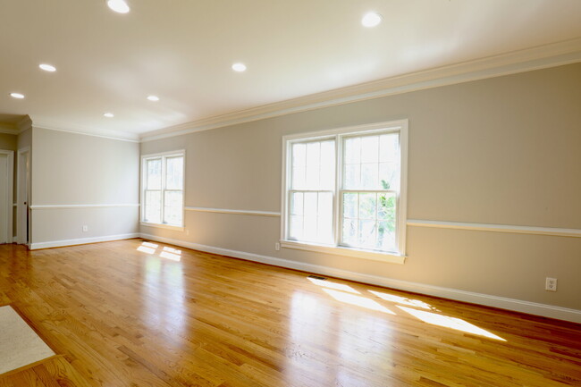 Building Photo - Welcome Home