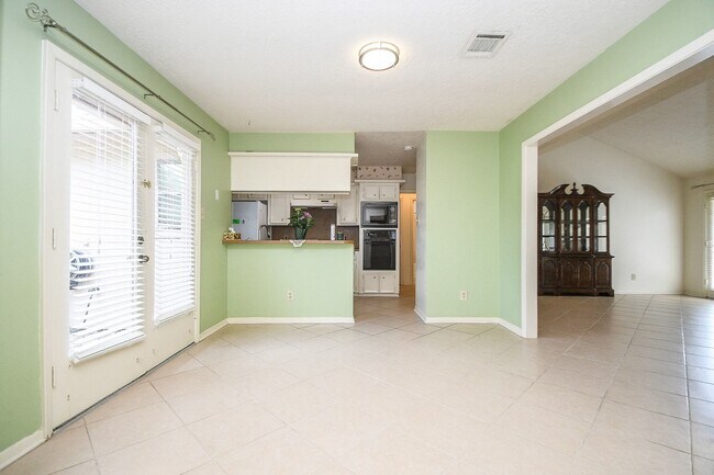 Building Photo - 4902 Rainwater Dr