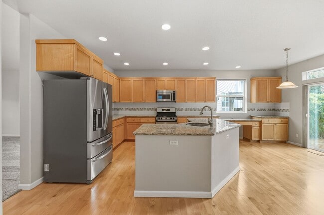 Building Photo - 9035 SW Ivory St