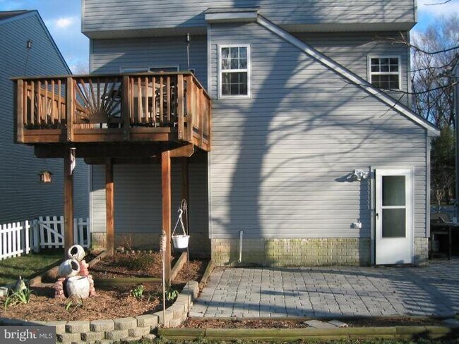 Building Photo - 184 Ellen Ave