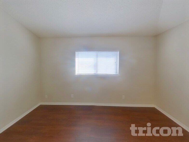 Building Photo - 6401 Freedom Ct