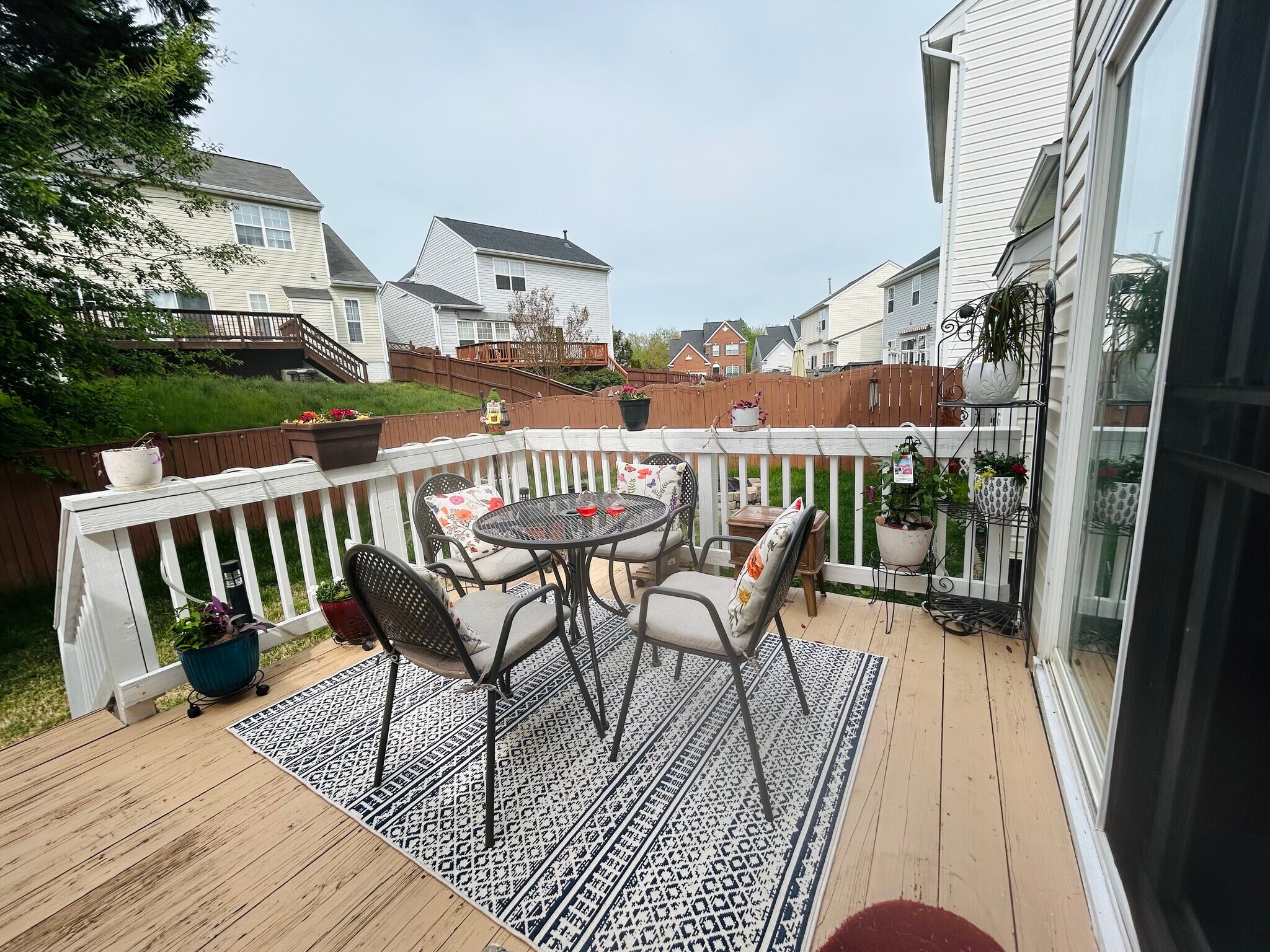 Deck/Backyard - 7 Azalea St