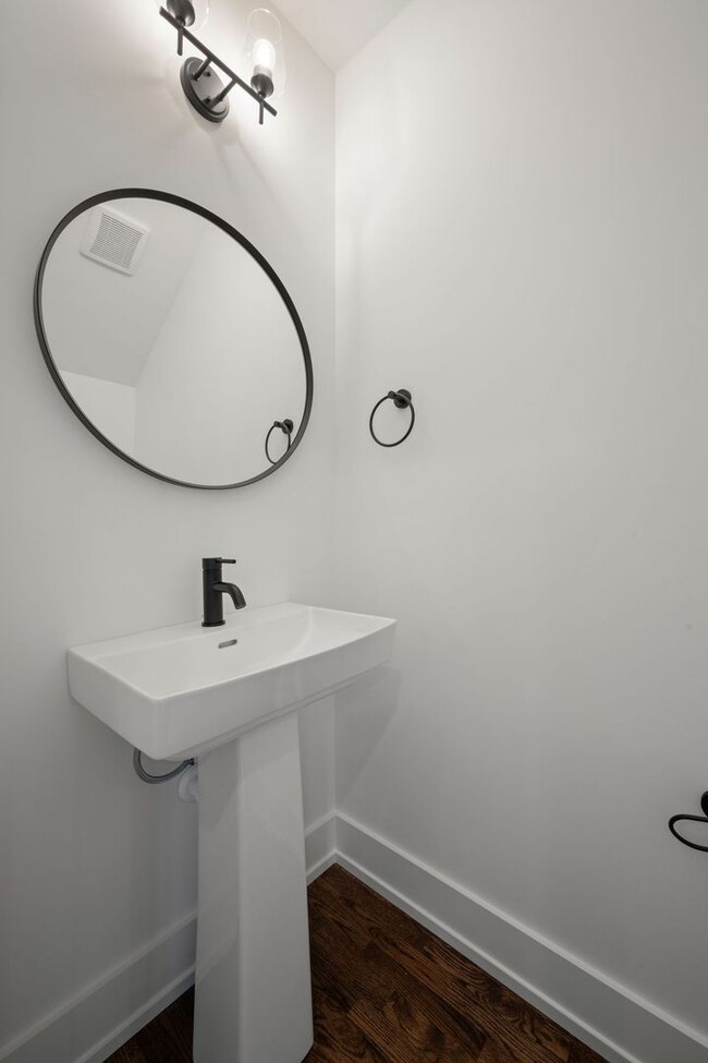 Building Photo - Brand New Build 3 Bedroom Home
