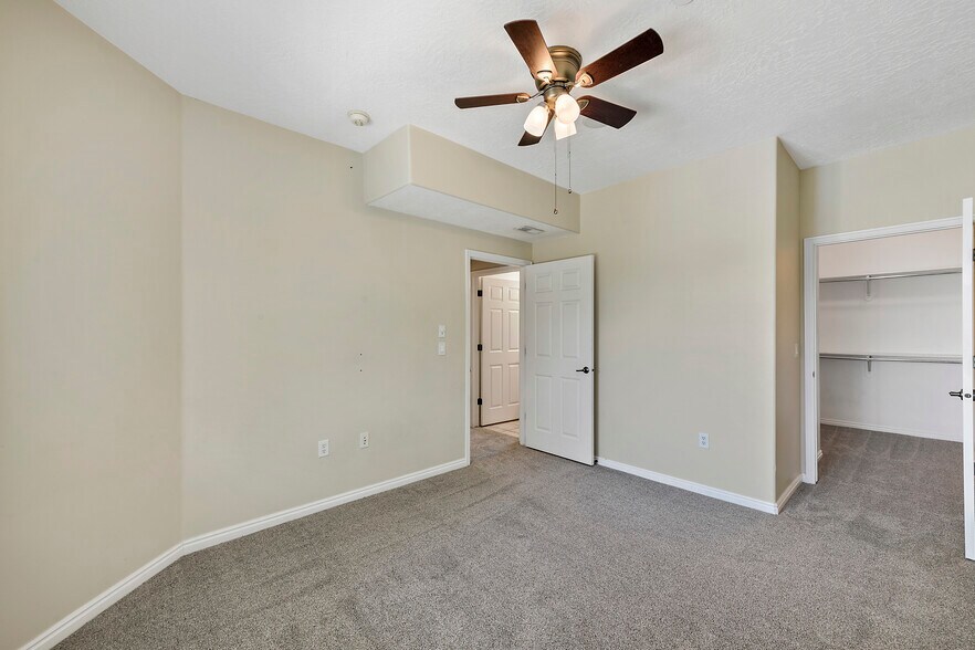 Building Photo - 1104 Meadow Fork Rd #9