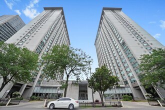 Building Photo - 3600 N Lake Shore Dr
