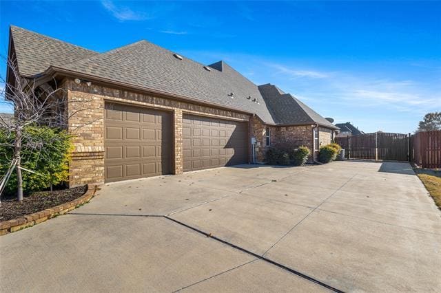 Building Photo - 1317 Bluff Springs Dr