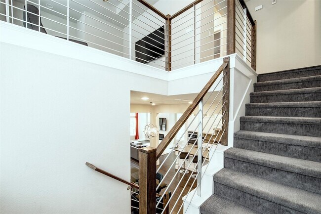 Building Photo - 6812 Royal Liverpool Dr