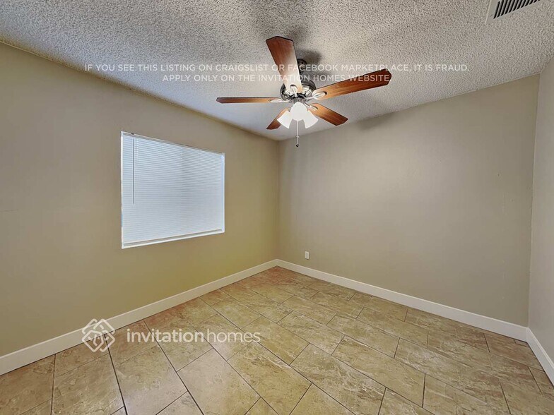 Building Photo - 3412 W Bluefield Ave