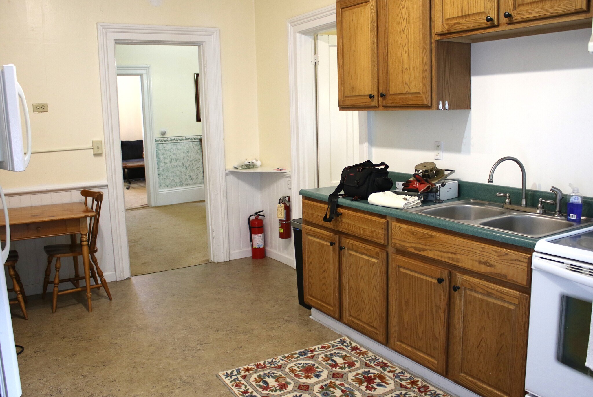 Kitchen - 13 Main St